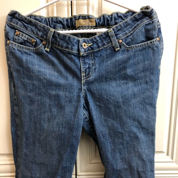 👶 40% OFF SALE Old Navy maternity jeans - Picture 1 of 8